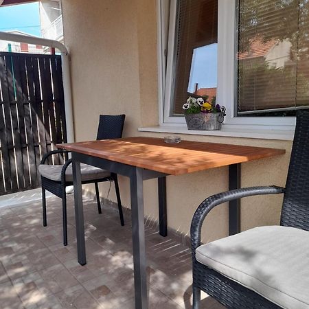 Apartment Maro シベニク エクステリア 写真