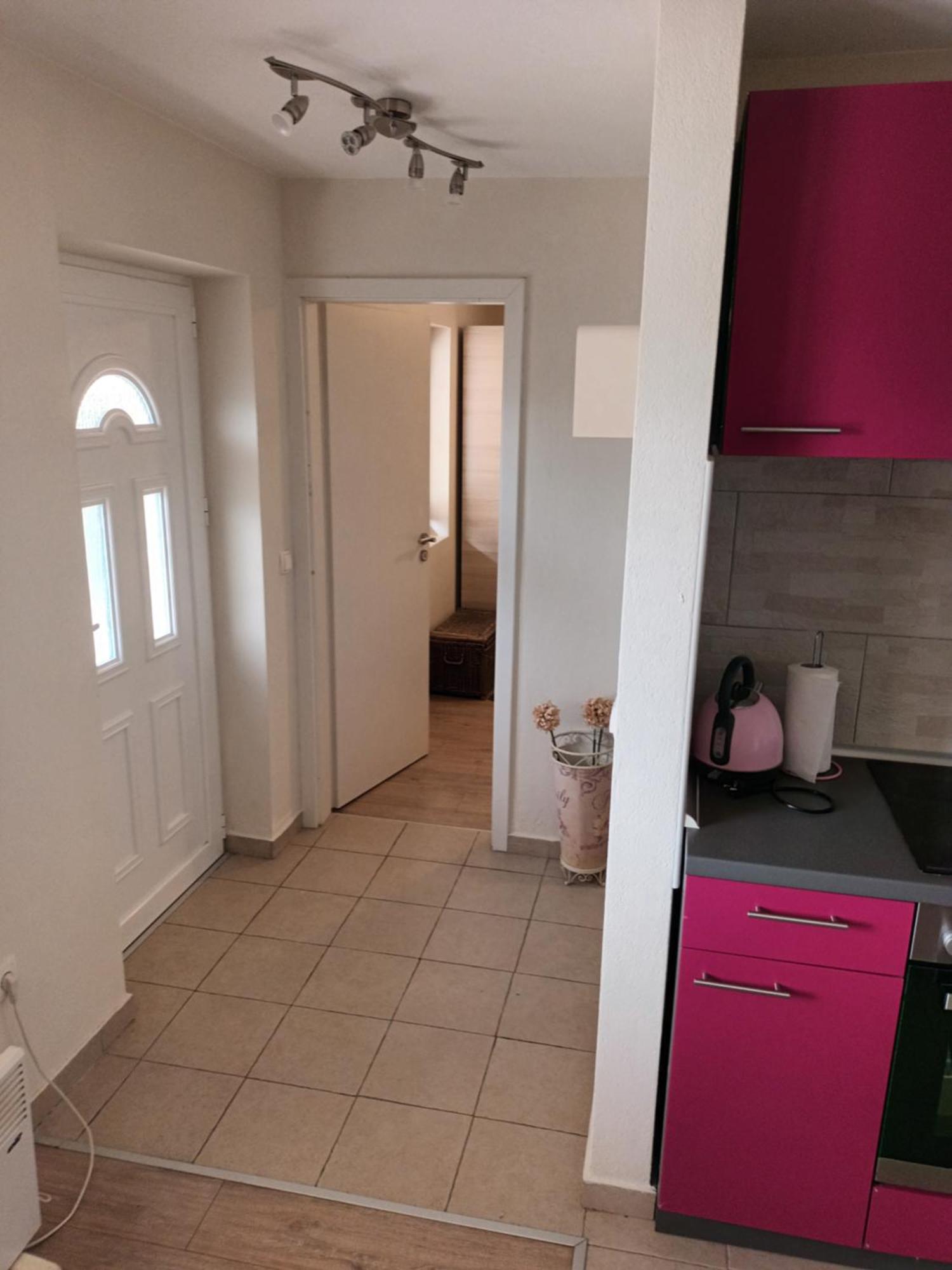 Apartment Maro シベニク エクステリア 写真